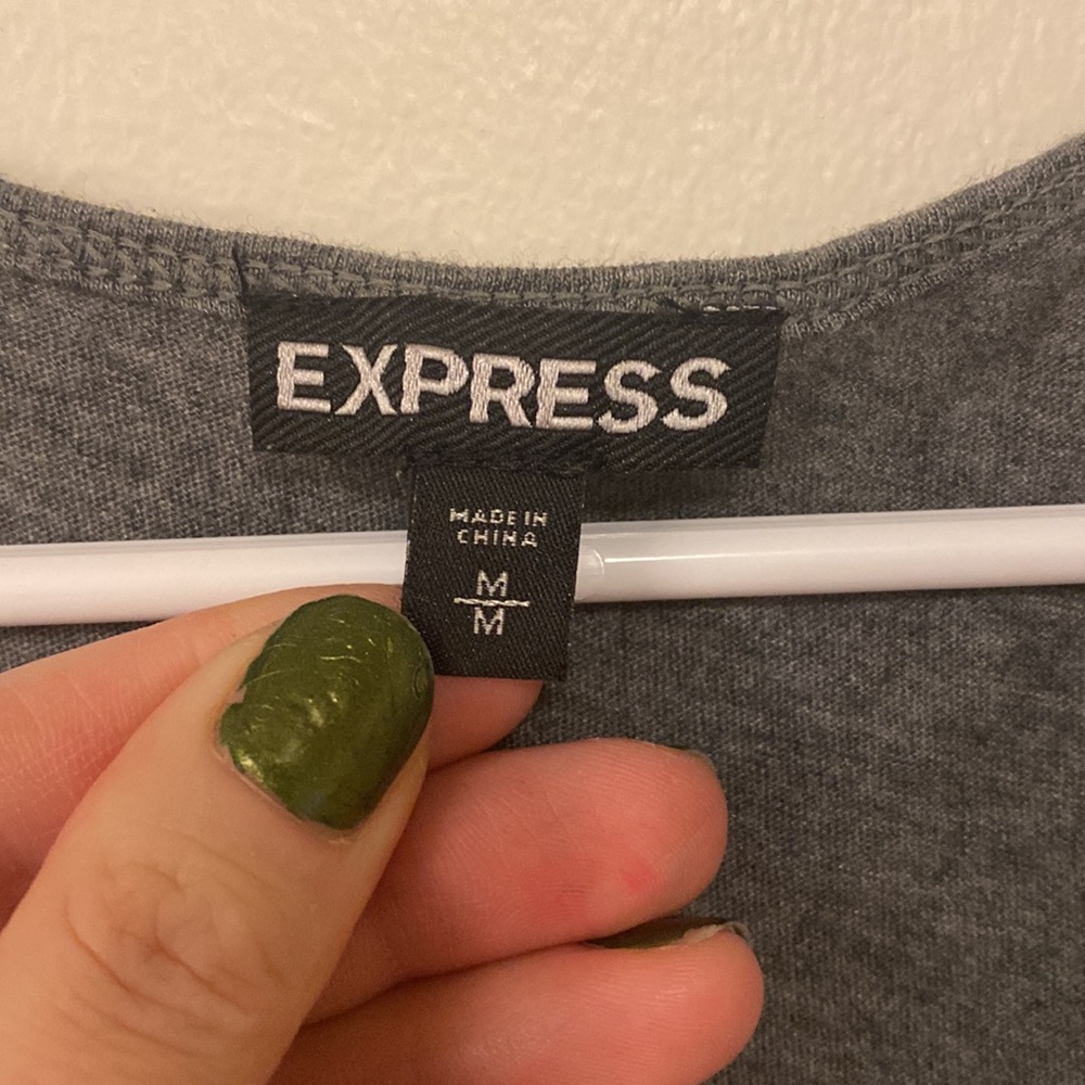 Medium Express Black Silver Gray Geometric Pattern Sequins Sleeveless Top - Picture 3 of 3